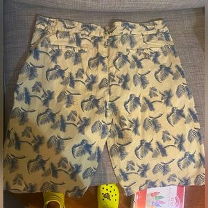 Short pants ditch plains